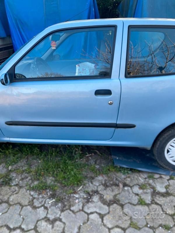 Usata Fiat 600 2001 Blu Utilitaria