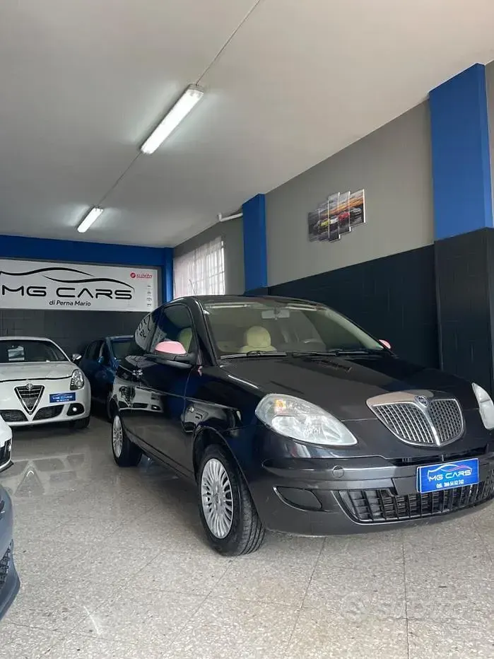 Usata Lancia Ypsilon 60 CV (44 kW) 2005 Nero Utilitaria