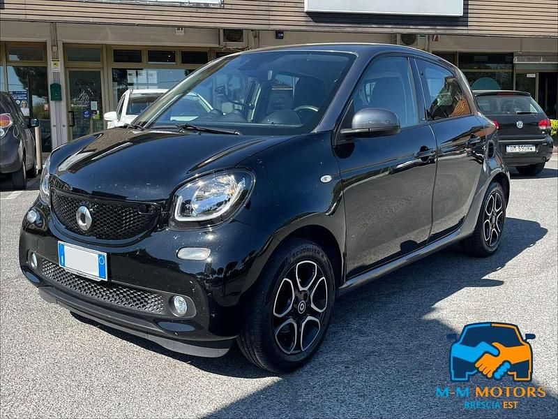 Usata Smart ForFour Prime 75 CV (55 kW) 2018 Nero Utilitaria