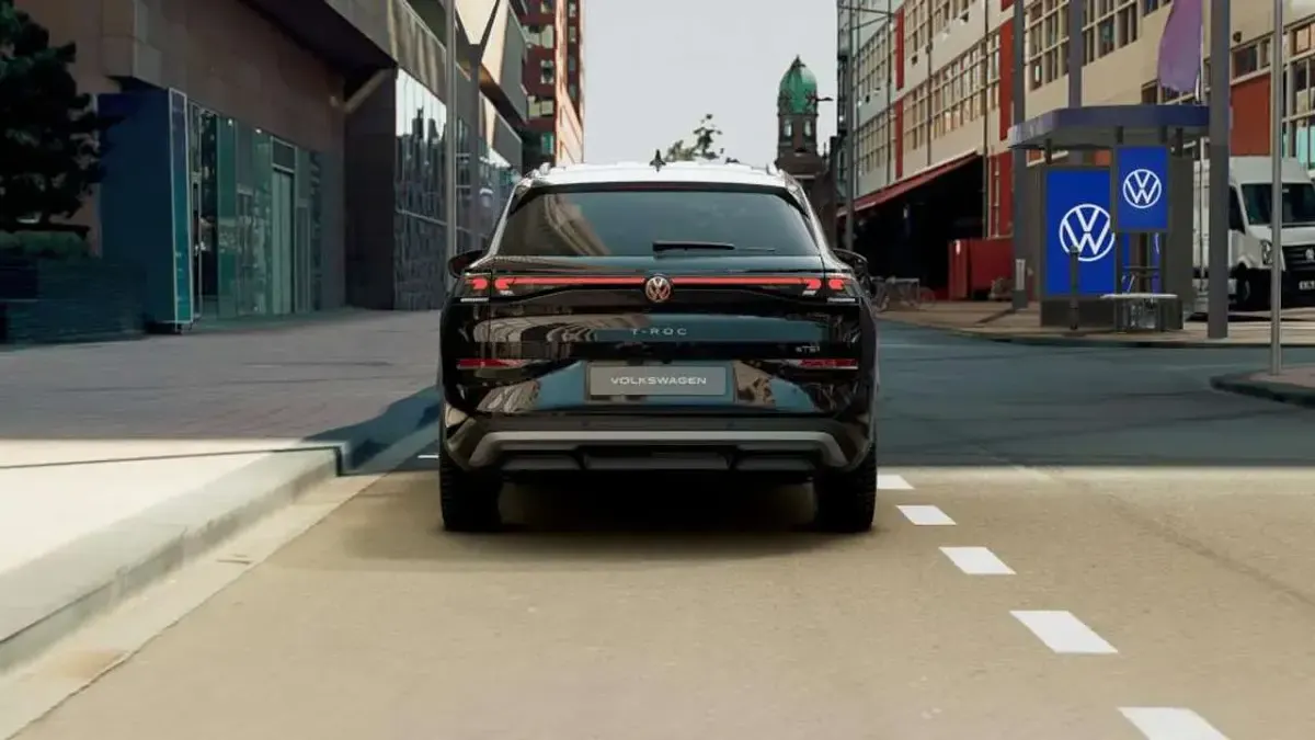 Nuova VW T-Roc Style 150 CV (110 kW) 2026 Grenadill black metallizzato SUV
