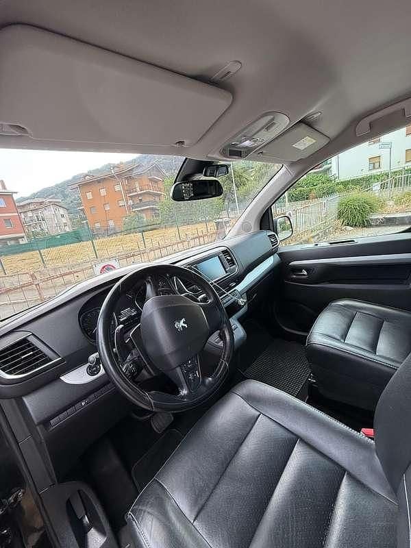 Usata Peugeot Traveller 179 CV (131 kW) 2018 Nero Monovolume