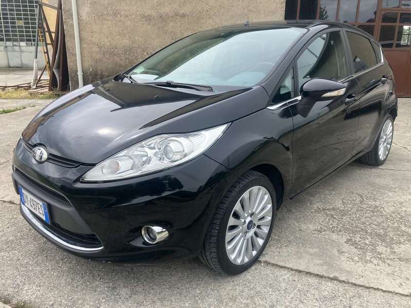 Usato 2009 Ford Fiesta 1.4 LPG_Hybrid 95 CV (2.900 €)