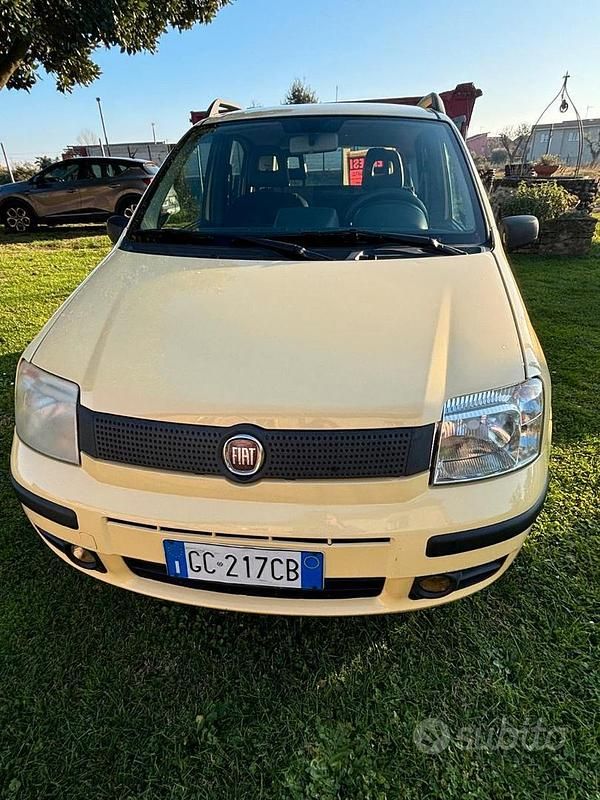 Usata Fiat Panda 54 CV (39 kW) 2008 Giallo Utilitaria