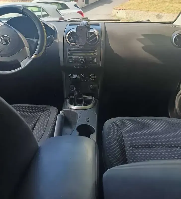 Usata Nissan Qashqai Acenta 110 CV (80 kW) 2009 Argento SUV