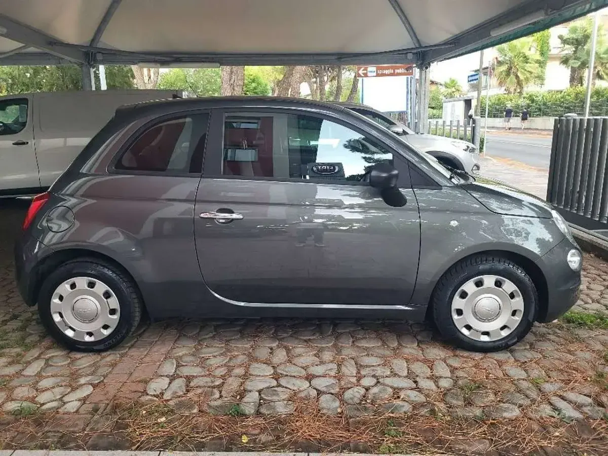 Usata Fiat 500 Pop 69 CV (50 kW) 2019 Grigio scuro metallizzato Utilitaria