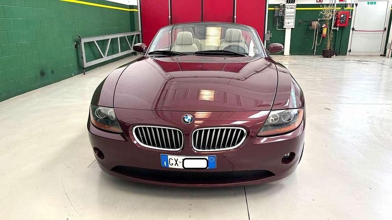 Usata BMW Z4 231 CV (169 kW) 2004 Rosso Cabrio