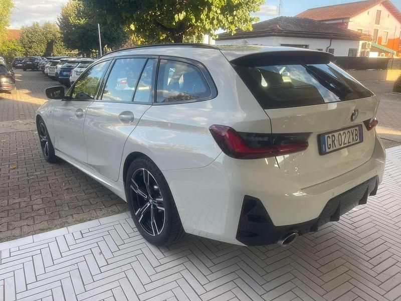 Usata BMW 330 M Sport 286 CV (210 kW) 2023 Bianco Station wagon