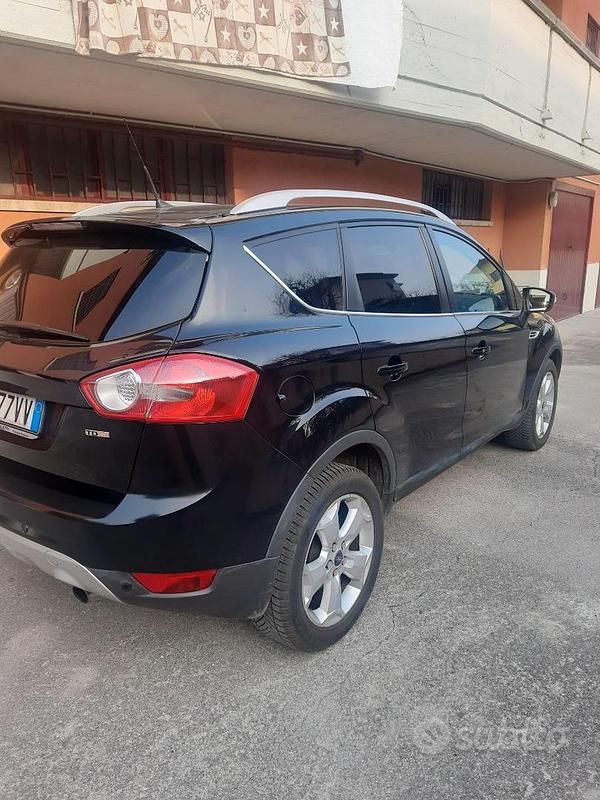 Usata Ford Kuga Titanium 136 CV (100 kW) 2009 Nero SUV