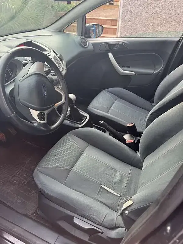 Usata Ford Fiesta Titanium 82 CV (60 kW) 2009 Nero Berlina