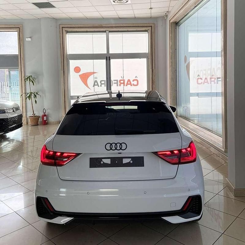 Usata Audi A1 116 CV (85 kW) 2025 Bianco SUV