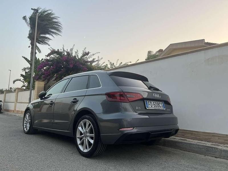 Usata Audi A3 Attraction 110 CV (80 kW) 2015 Berlina
