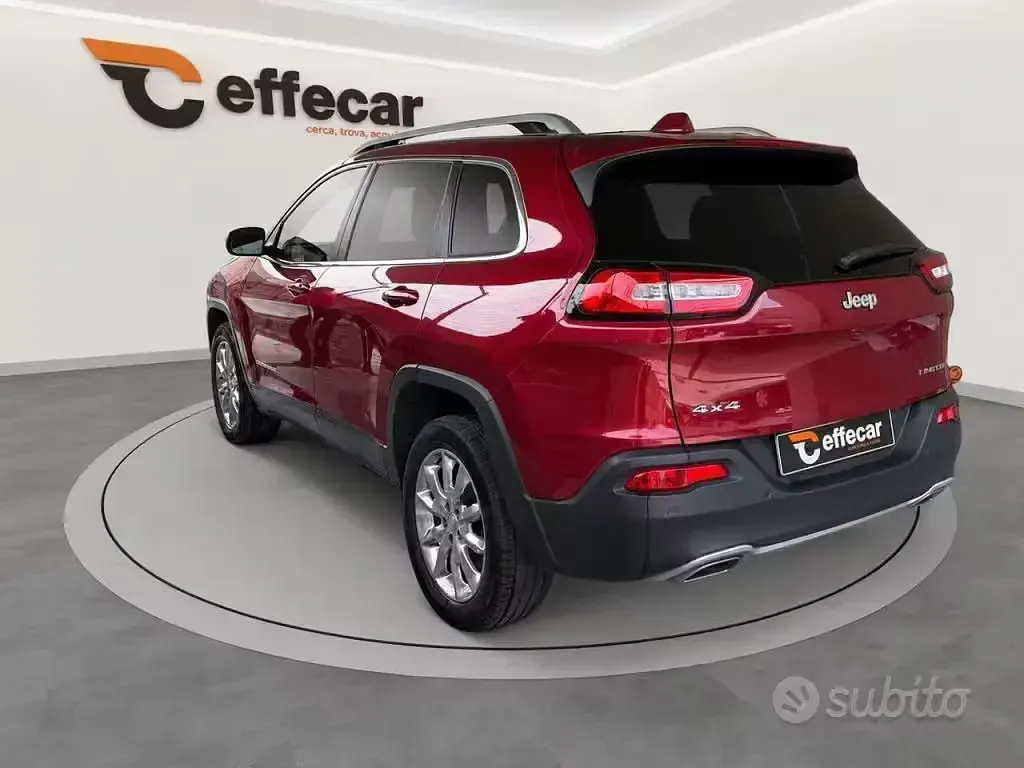 Usata Jeep Cherokee Overland 200 CV (147 kW) 2017 Rosso SUV