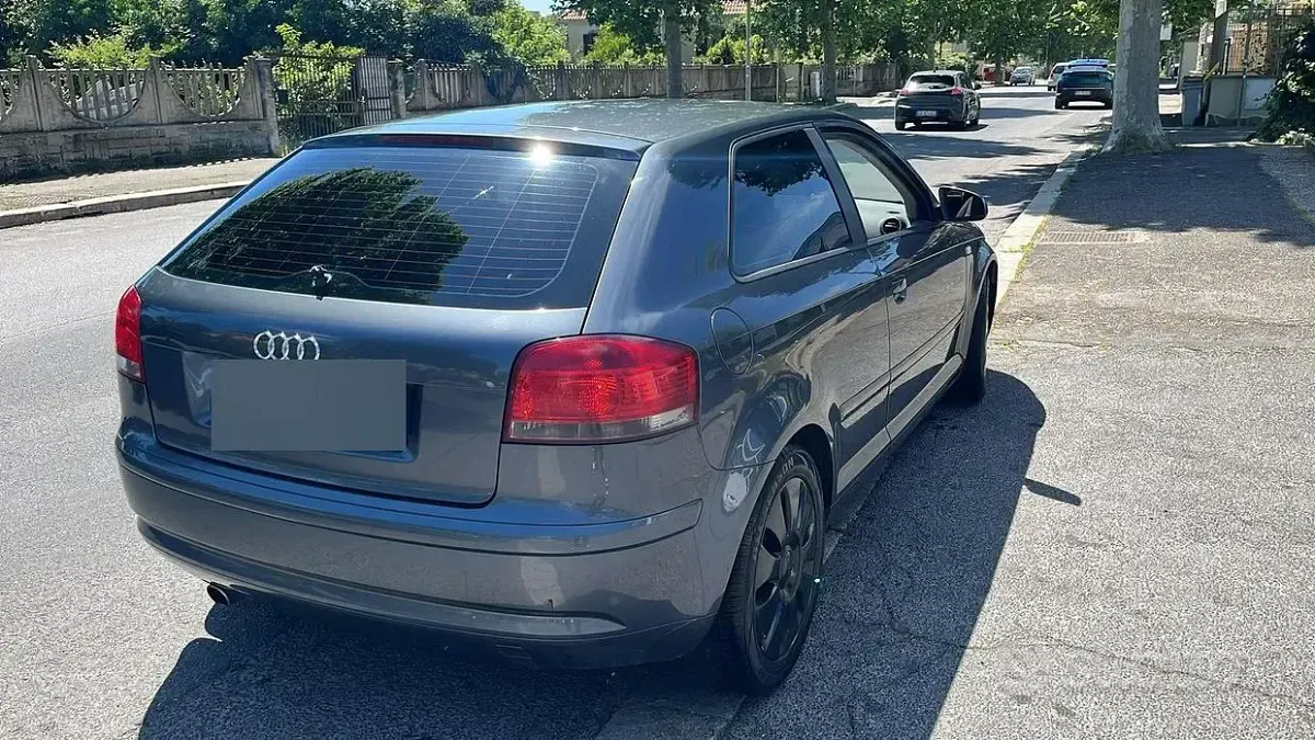 Usata Audi A3 115 CV (84 kW) 2007 Grigio Utilitaria