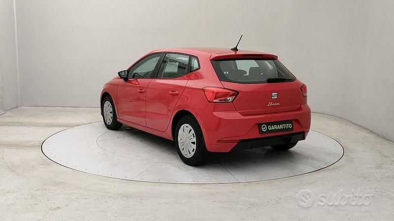 Usata Seat Ibiza Reference 90 CV (66 kW) 2022 Rosso Utilitaria
