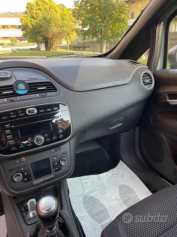 Usata Abarth Punto Evo 165 CV (121 kW) 2012 Grigio Utilitaria