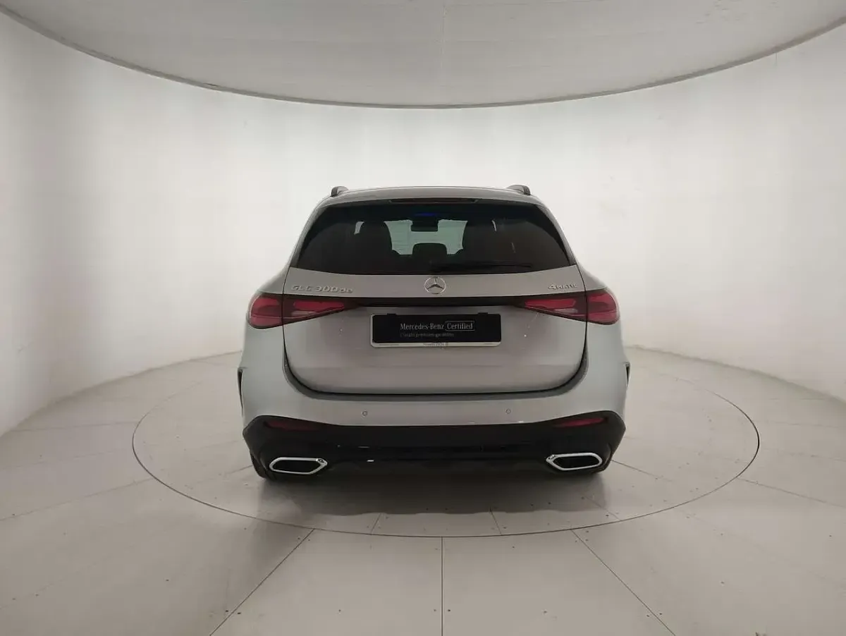 Usata Mercedes GLC300 Advanced 333 CV (244 kW) 2025 Argento SUV
