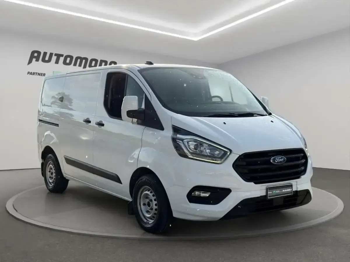 Usata Ford Transit Custom 129 CV (94 kW) 2023 Bianco Furgone