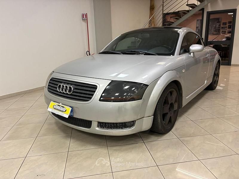 Argento Usata 1999 Audi TT Coupé | 3900 € (Super prezzo) - Immagine 1/4