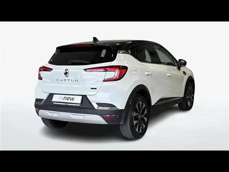 Usata Renault Captur Techno 145 CV (106 kW) 2023 Bianco SUV