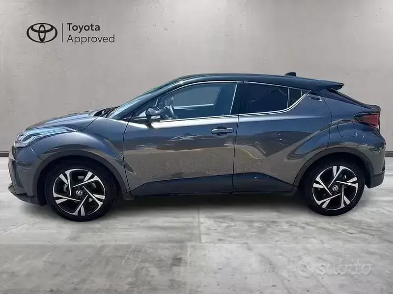 Usata Toyota C-HR Trend 198 CV (145 kW) 2023 Grigio SUV