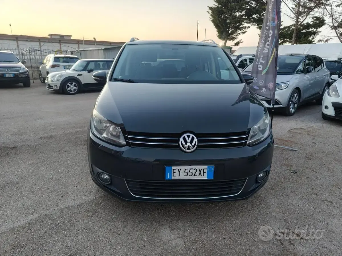 Usata VW Touran Highline 150 CV (110 kW) 2015 Grigio Monovolume