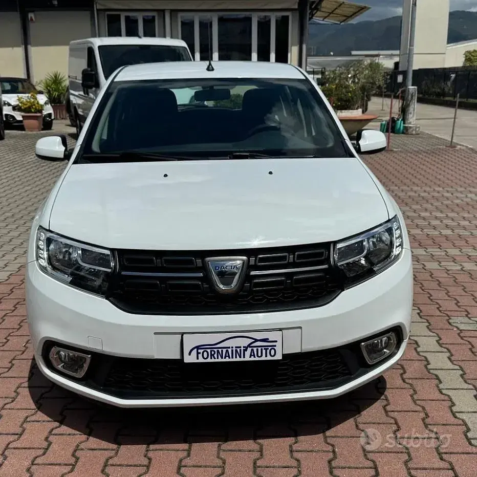 Usata Dacia Sandero Comfort 101 CV (74 kW) 2020 Bianco Berlina