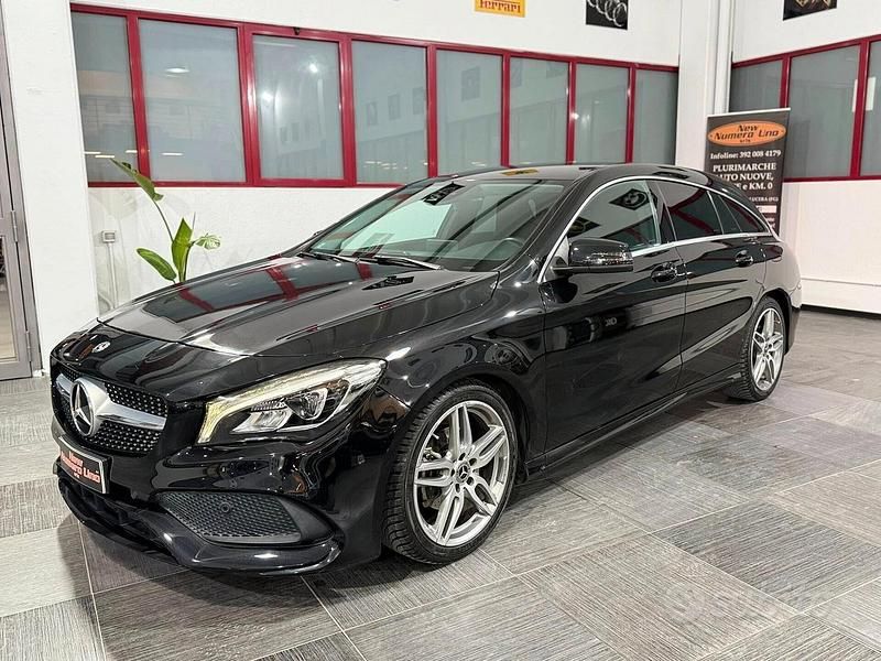 Usata Mercedes CLA200 136 CV (100 kW) 2018 Nero Station wagon