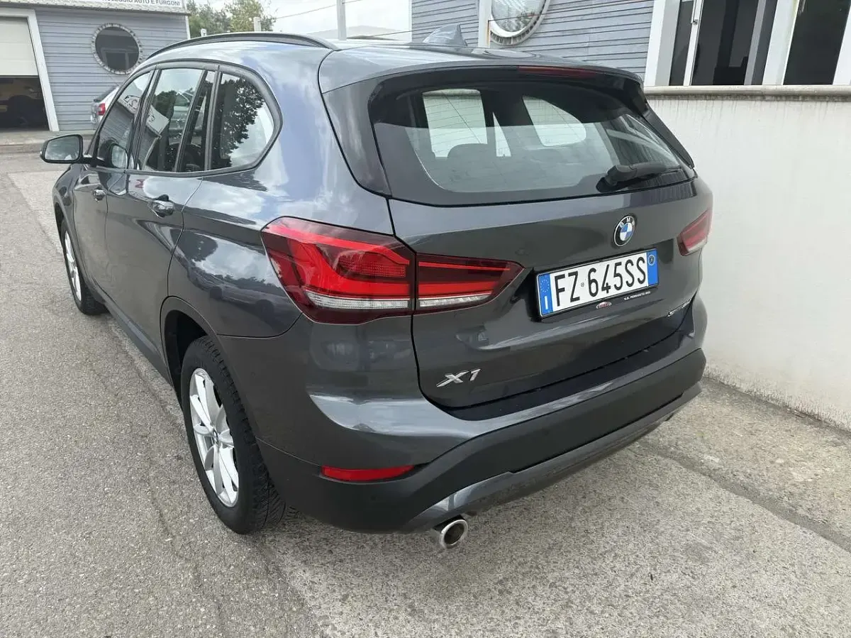 Käytetty BMW X1 Advantage 116 HP (85 kW) 2020 Other Katumaasturi