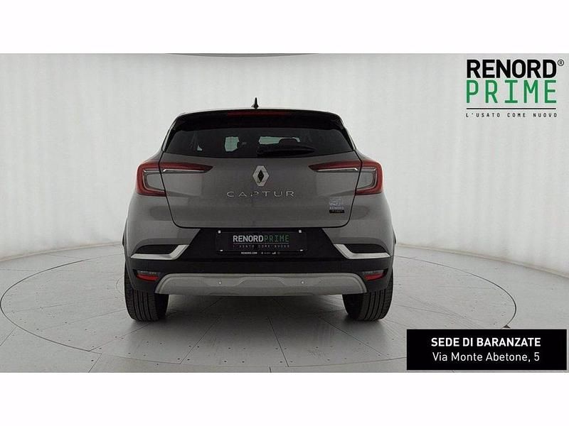 Usata Renault Captur Techno 143 CV (105 kW) 2023 Ceramic grey SUV