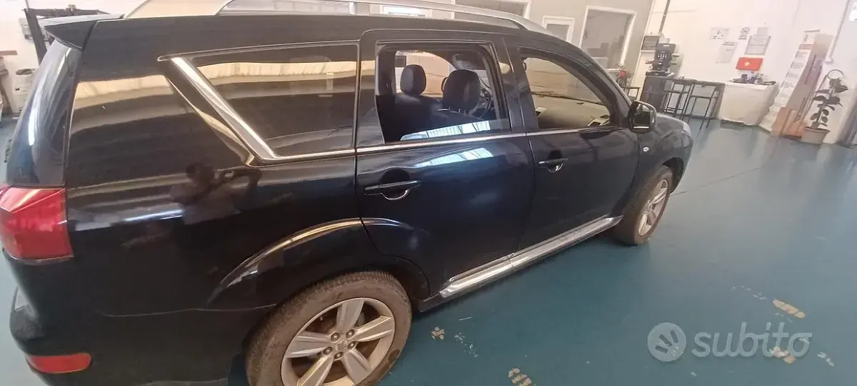 Usata Peugeot 4007 156 CV (114 kW) 2008 SUV