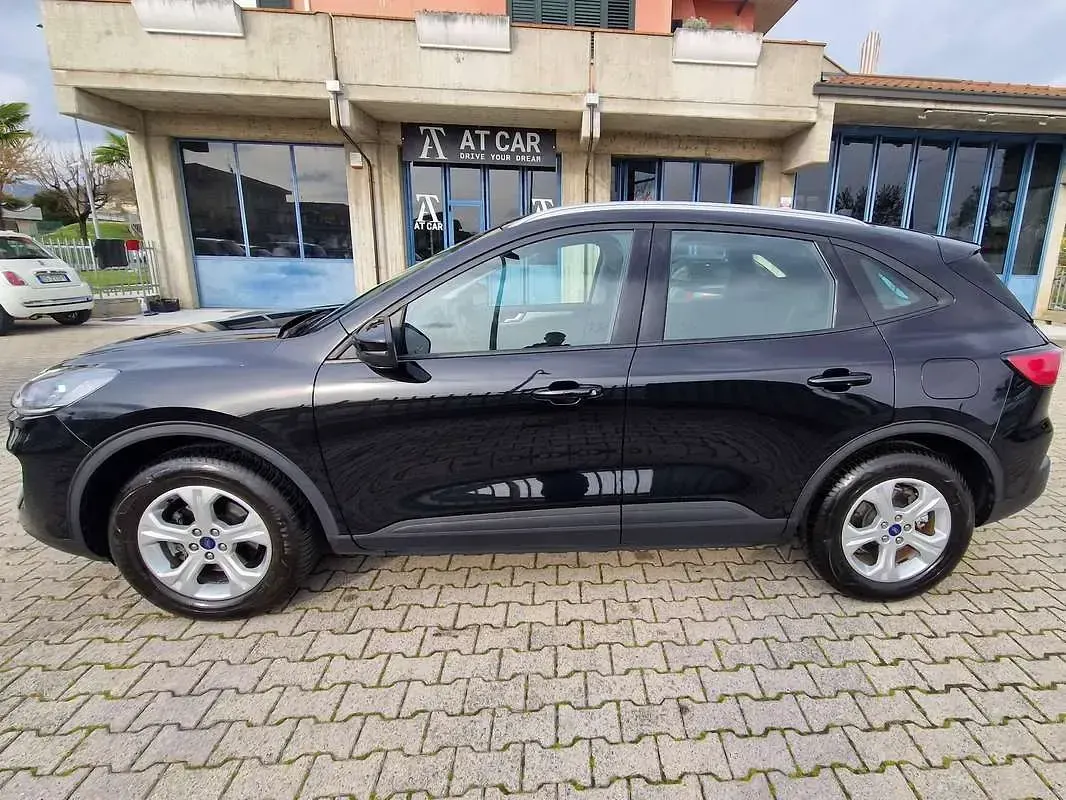 Usata Ford Kuga 152 CV (111 kW) 2021 Nero SUV
