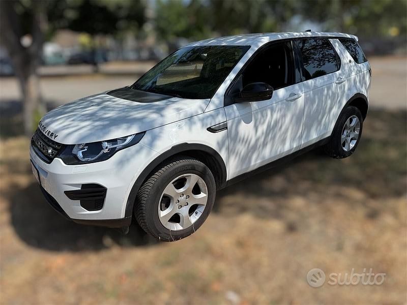 Bianco Usata 2017 Land Rover Discovery Sport SUV | 11.000 € - Immagine 1/4