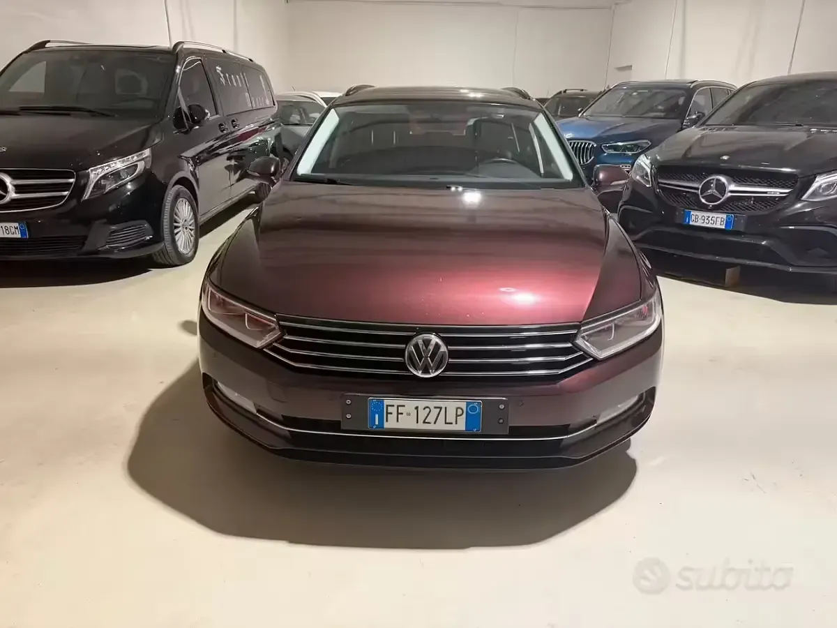 Usata VW Passat 150 CV (110 kW) 2016 Rosso Berlina