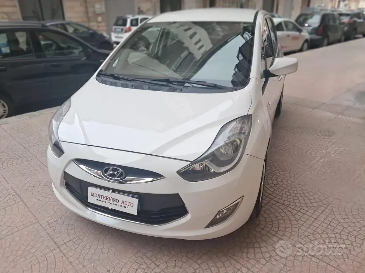 Usata Hyundai ix20 90 CV (66 kW) 2014 Bianco Utilitaria