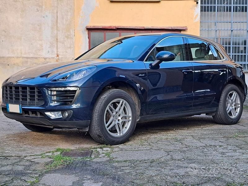 Usata Porsche Macan 250 CV (183 kW) 2015 Blu SUV