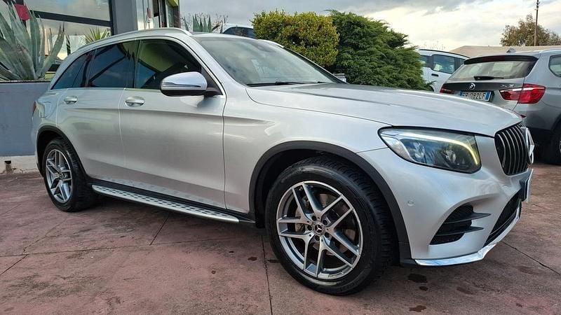 Usata Mercedes GLC250 Premium 204 CV (150 kW) 2017 Argento Station wagon