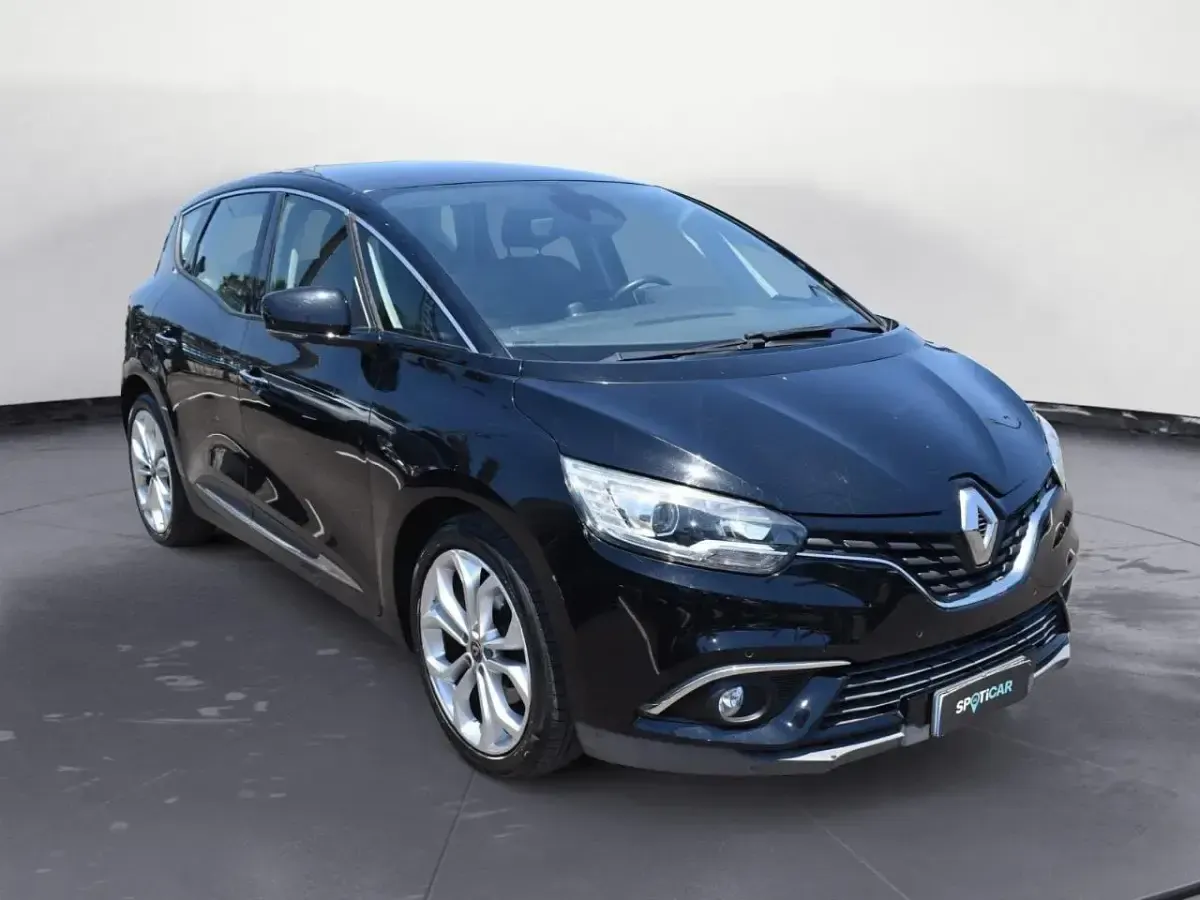 Usata Renault Scénic IV 110 CV (80 kW) 2018 Nero Monovolume