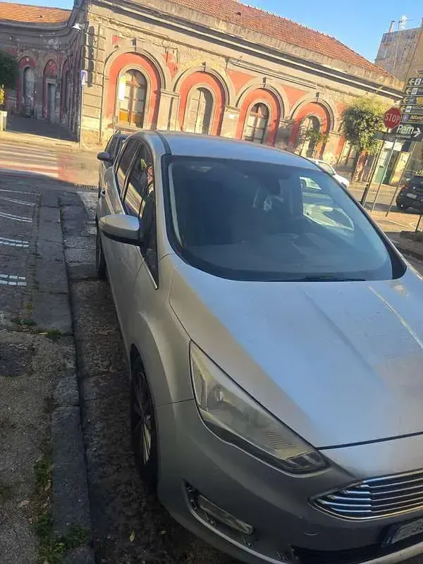 Usata Ford C-MAX Business Edition 120 CV (88 kW) 2016 Grigio Monovolume