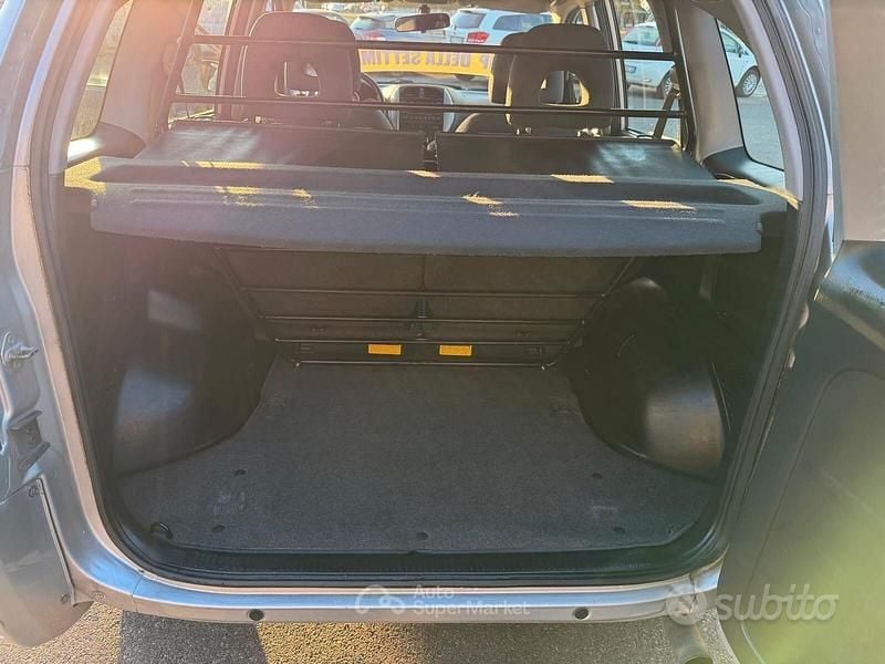 Usata Toyota RAV4 116 CV (85 kW) 2002 Grigio SUV