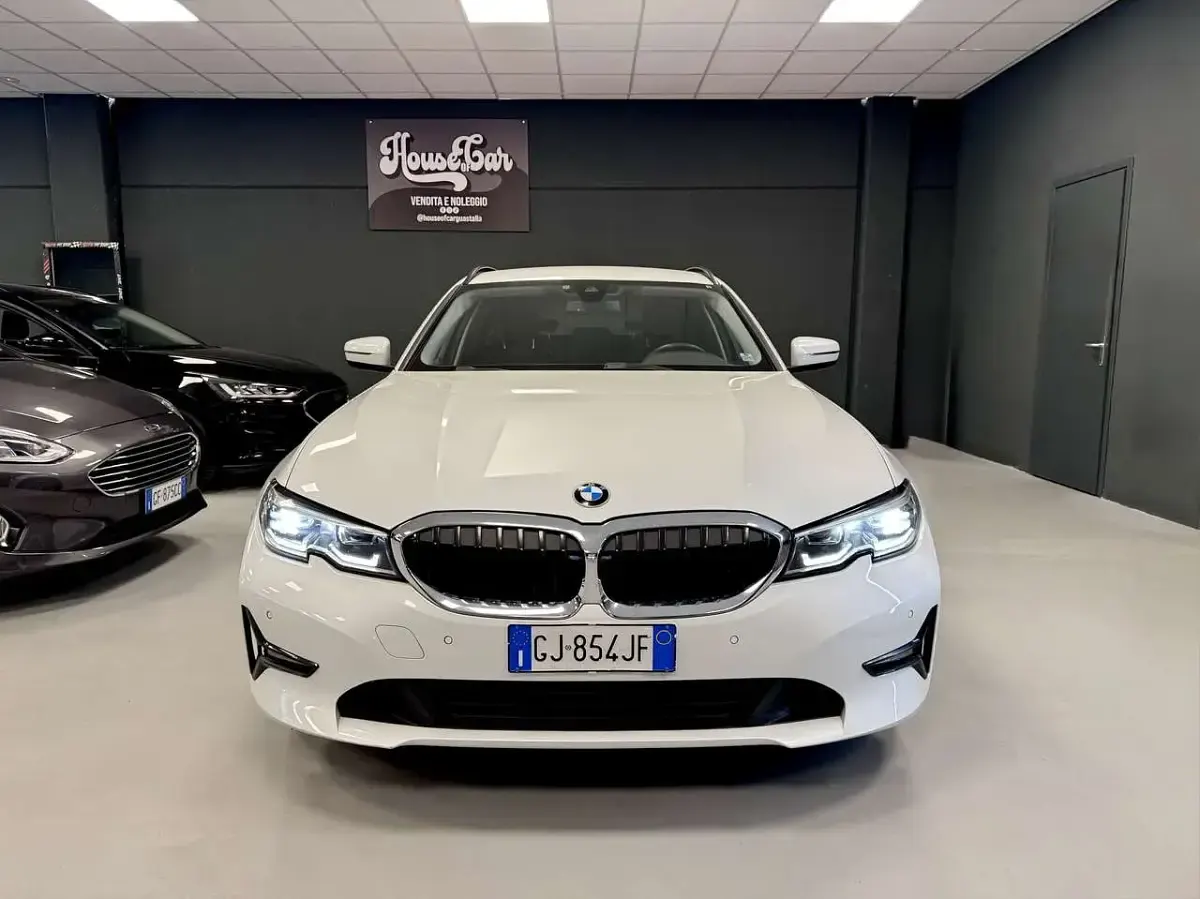 Usata BMW 320 190 CV (139 kW) 2022 Bianco Station wagon