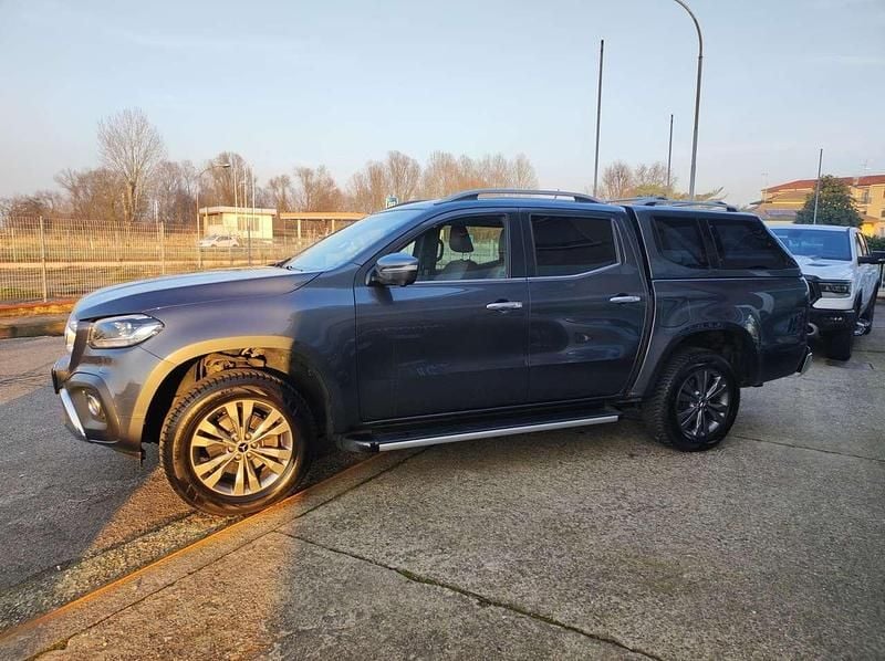 Usado Mercedes X250 Progressive 190 CV (139 kW) 2018 Gris Pickup/Camioneta