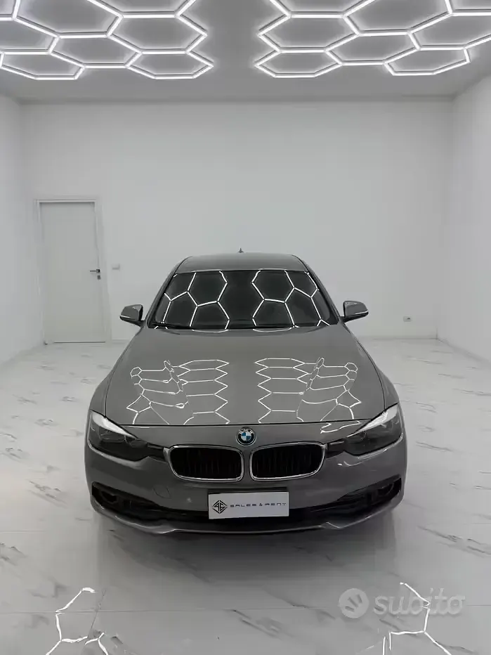 Usata BMW 318 Advantage 150 CV (110 kW) 2017 Marrone Station wagon