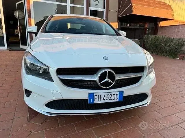 Usata Mercedes CLA180 Premium 109 CV (80 kW) 2017 Bianco Berlina