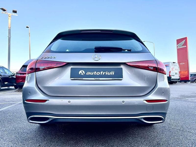 Gebraucht Mercedes C220 Business 200 PS (147 kW) 2022 Silber Kombi