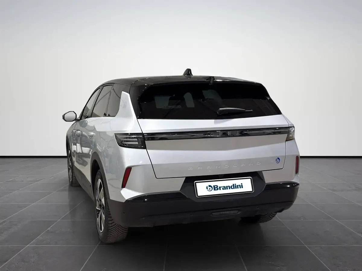 Usata Opel Grandland X 136 CV (100 kW) 2025 Kristall silver (metallizzato) SUV