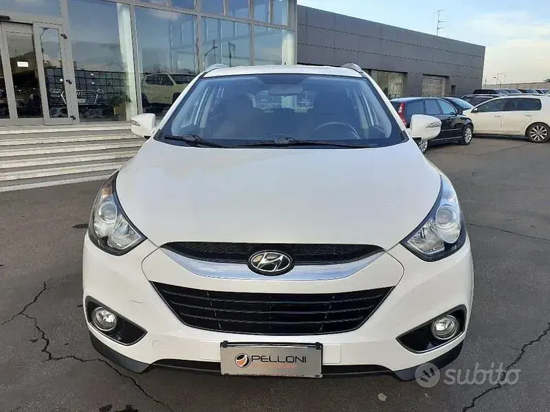 Usata Hyundai ix35 136 CV (100 kW) 2012 Bianco SUV
