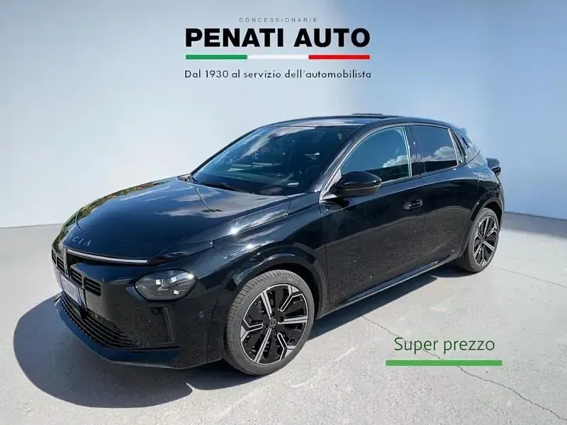 Usata Lancia Ypsilon 110 CV (80 kW) 2025 Nero Utilitaria