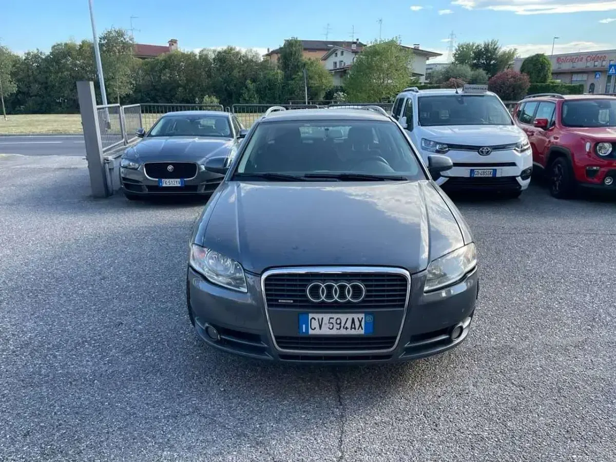 Usata Audi A4 Ambiente 204 CV (150 kW) 2005 Grigio Station wagon