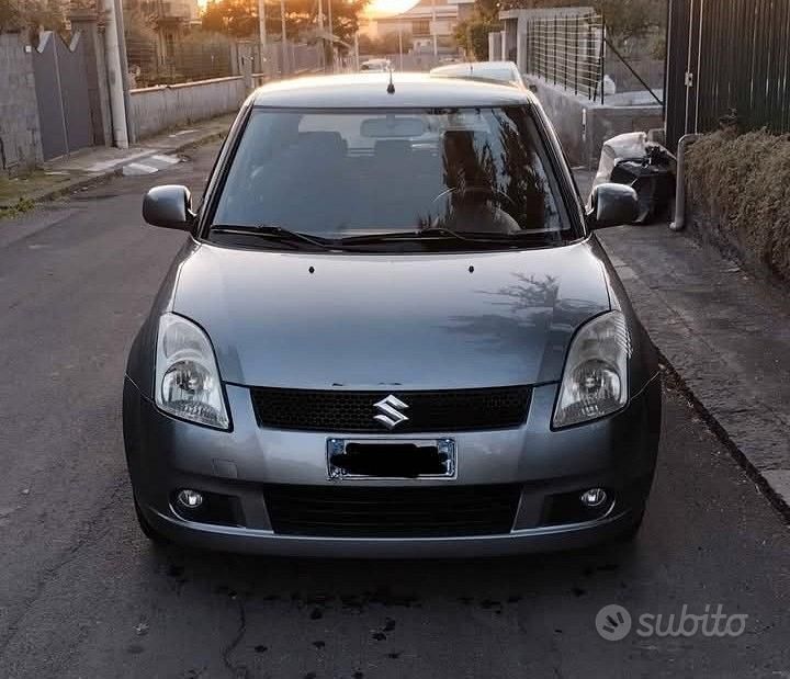 Usata Suzuki Swift 70 CV (51 kW) 2008 Grigio Utilitaria