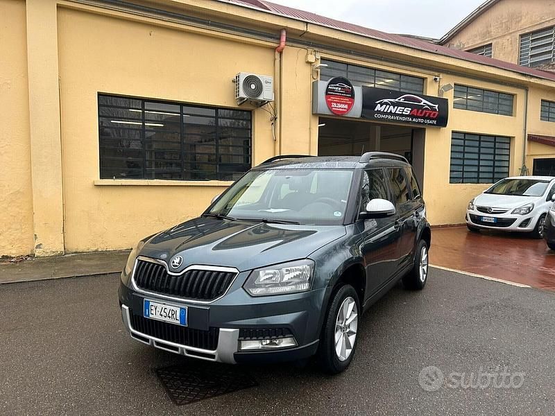 Usata Skoda Yeti GreenLine 105 CV (77 kW) 2015 Grigio SUV
